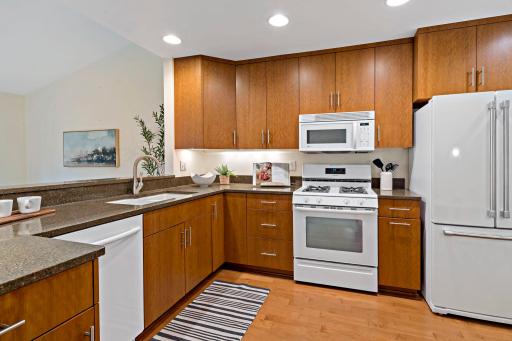 14471 Stewart Lane, Minnetonka, MN 55345