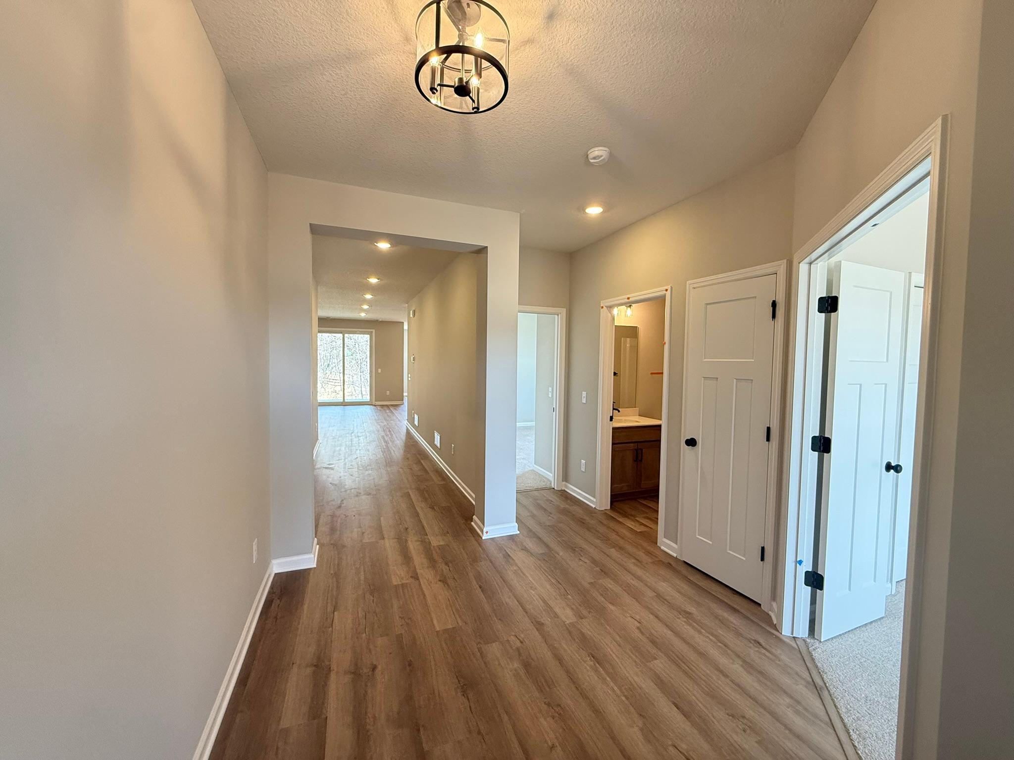Photo of a previously built home, finishes and options may vary.