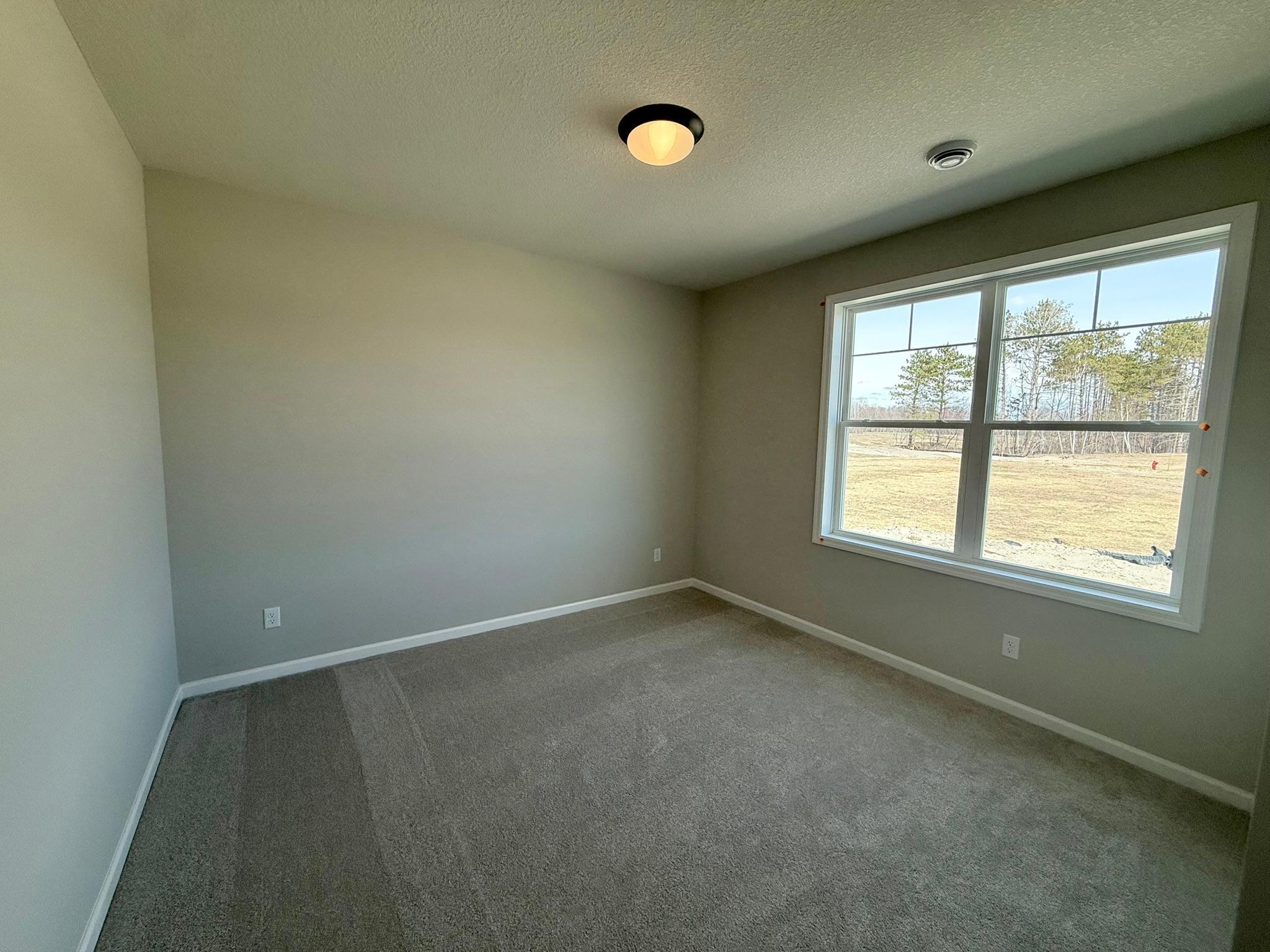 Photo of a previously built home, finishes and options may vary.
