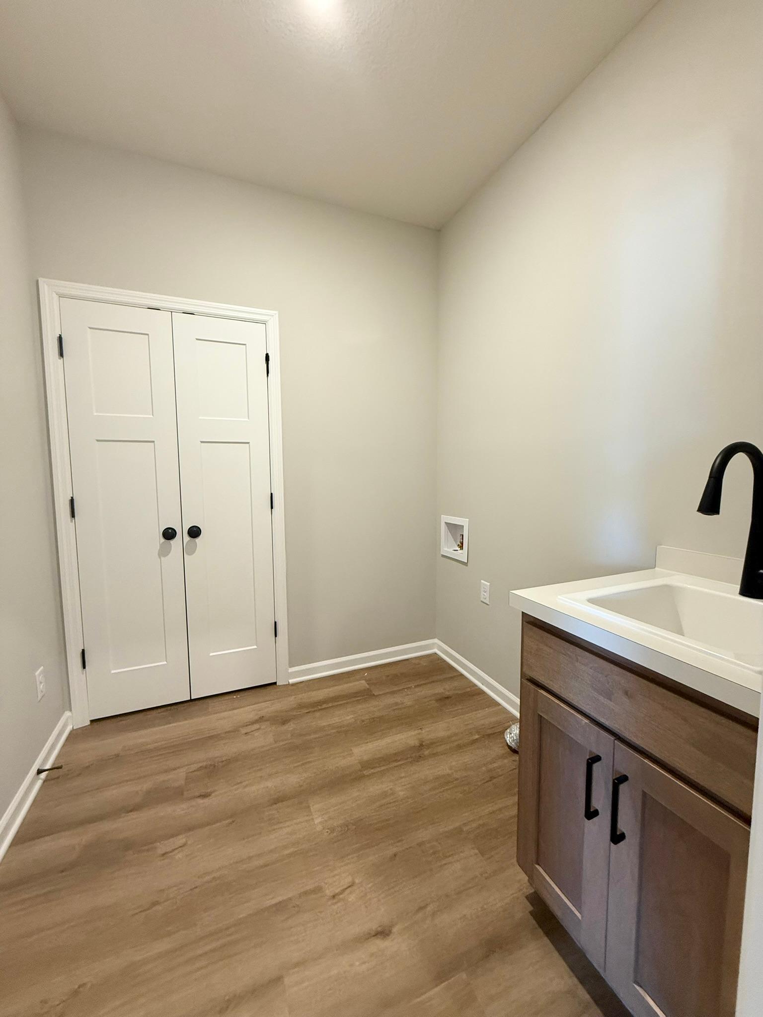 Photo of a previously built home, finishes and options may vary.