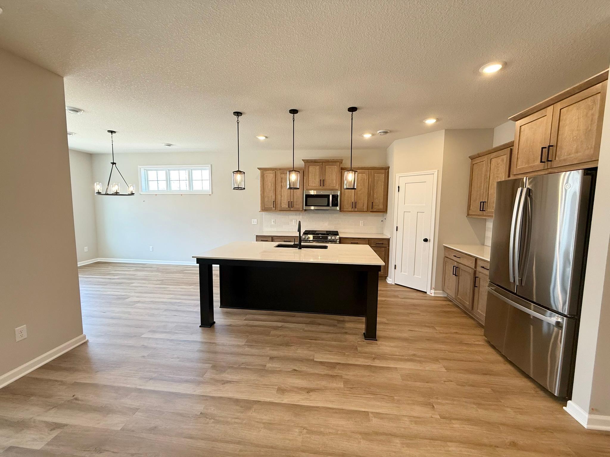 Photo of a previously built home, finishes and options may vary.
