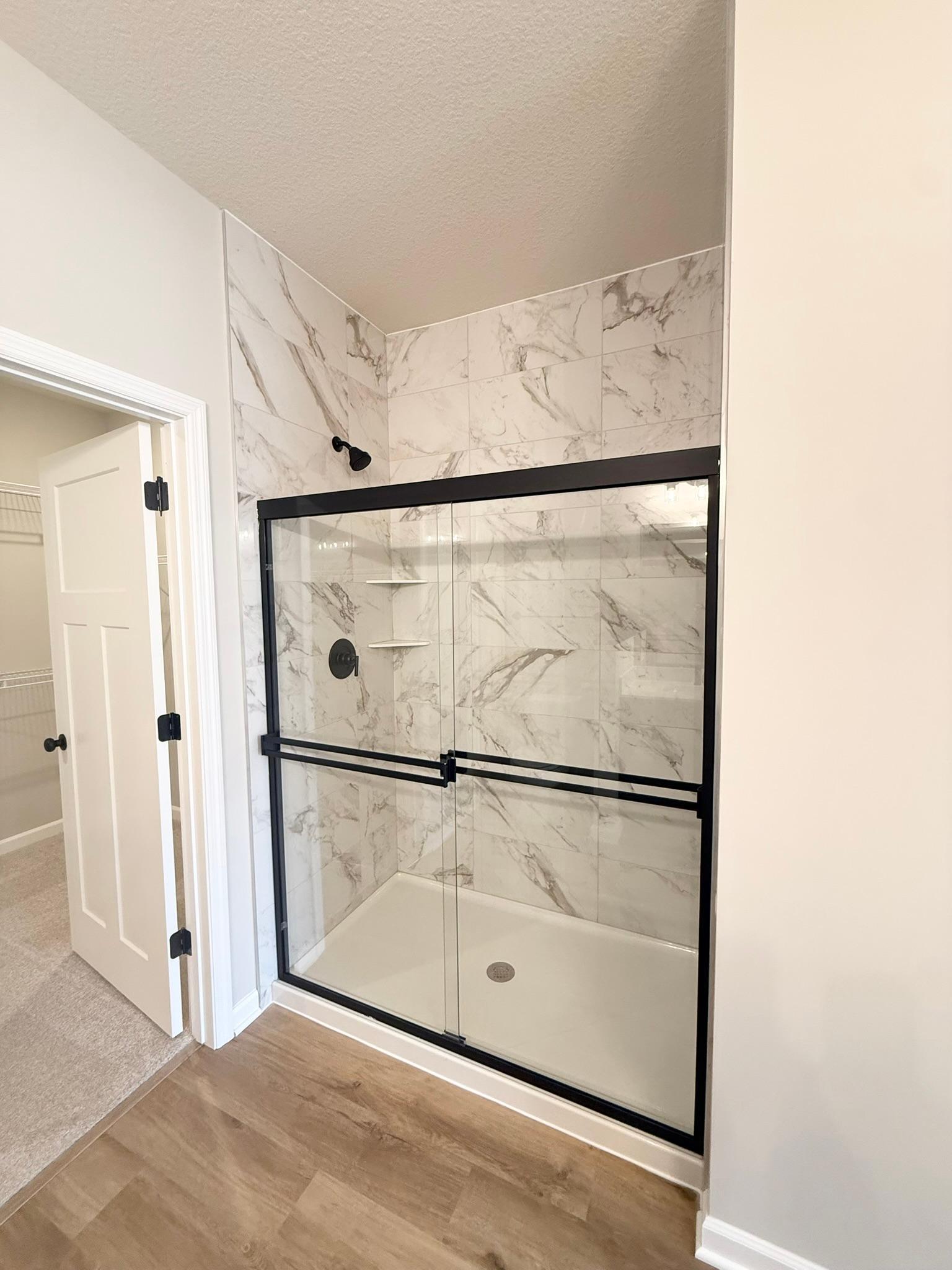 Photo of a previously built home, finishes and options may vary.