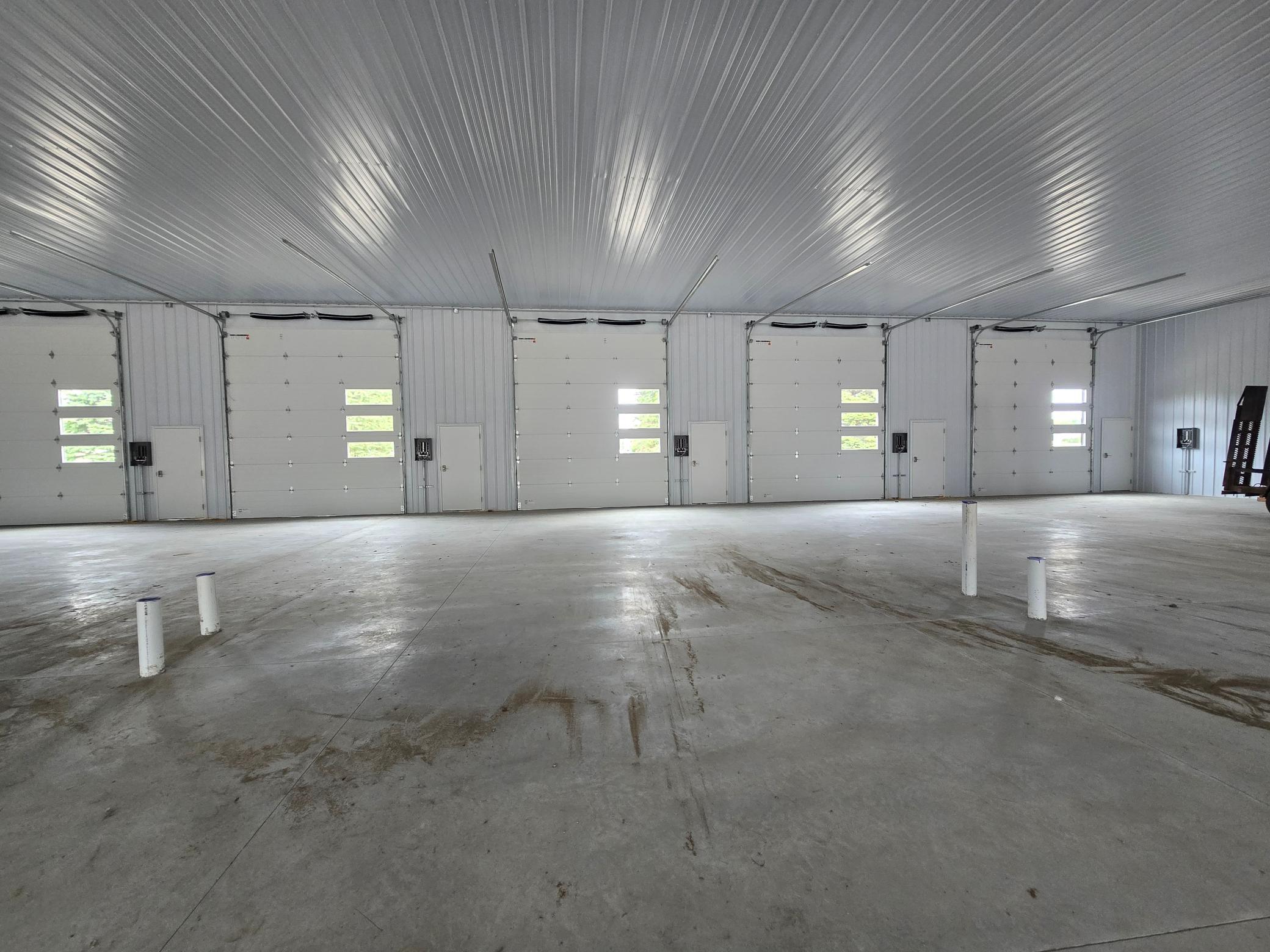 Photo 3 Interior.jpg
