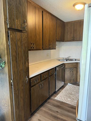 6232 64th Avenue N, Brooklyn Park, MN 55429