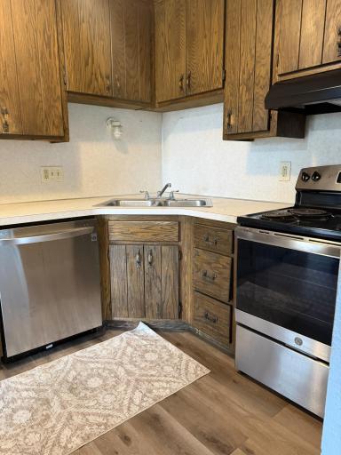 6232 64th Avenue N, Brooklyn Park, MN 55429