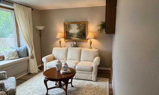 6232 64th Avenue N, Brooklyn Park, MN 55429