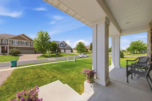 2200 Silver Leaf Trail, Cologne, MN 55322