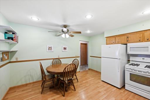 28-2126 Forest Dr [3170597]- 028.jpg
