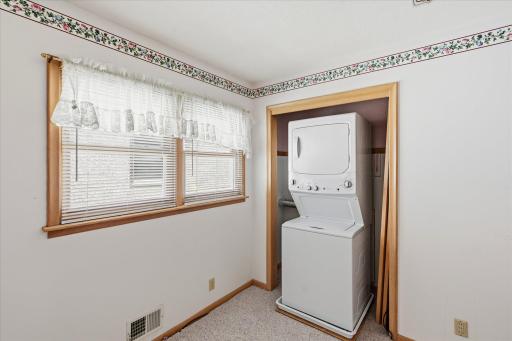 19-2126 Forest Dr [3170597]- 019.jpg
