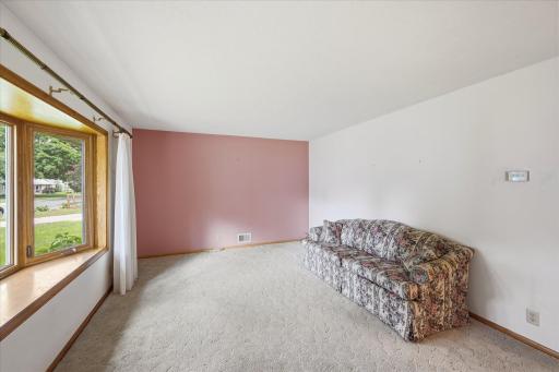 15-2126 Forest Dr [3170597]- 015.jpg
