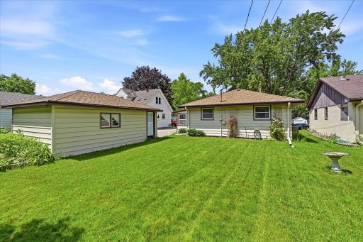 07-2126 Forest Dr [3170597]- 007.jpg