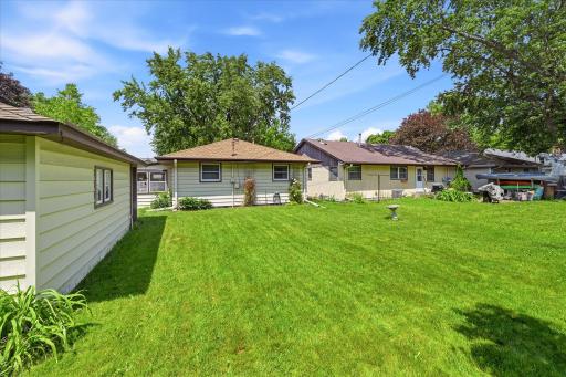 06-2126 Forest Dr [3170597]- 006.jpg