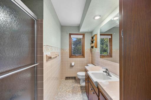 Original tile throughout