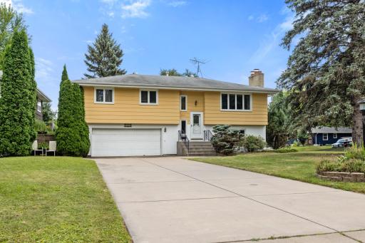 3830 Idaho Avenue N, Minneapolis, MN 55427