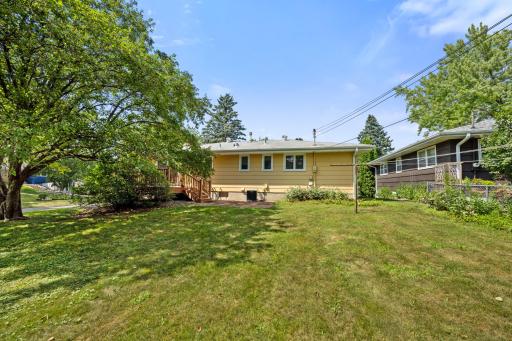 Large and inviting backyard