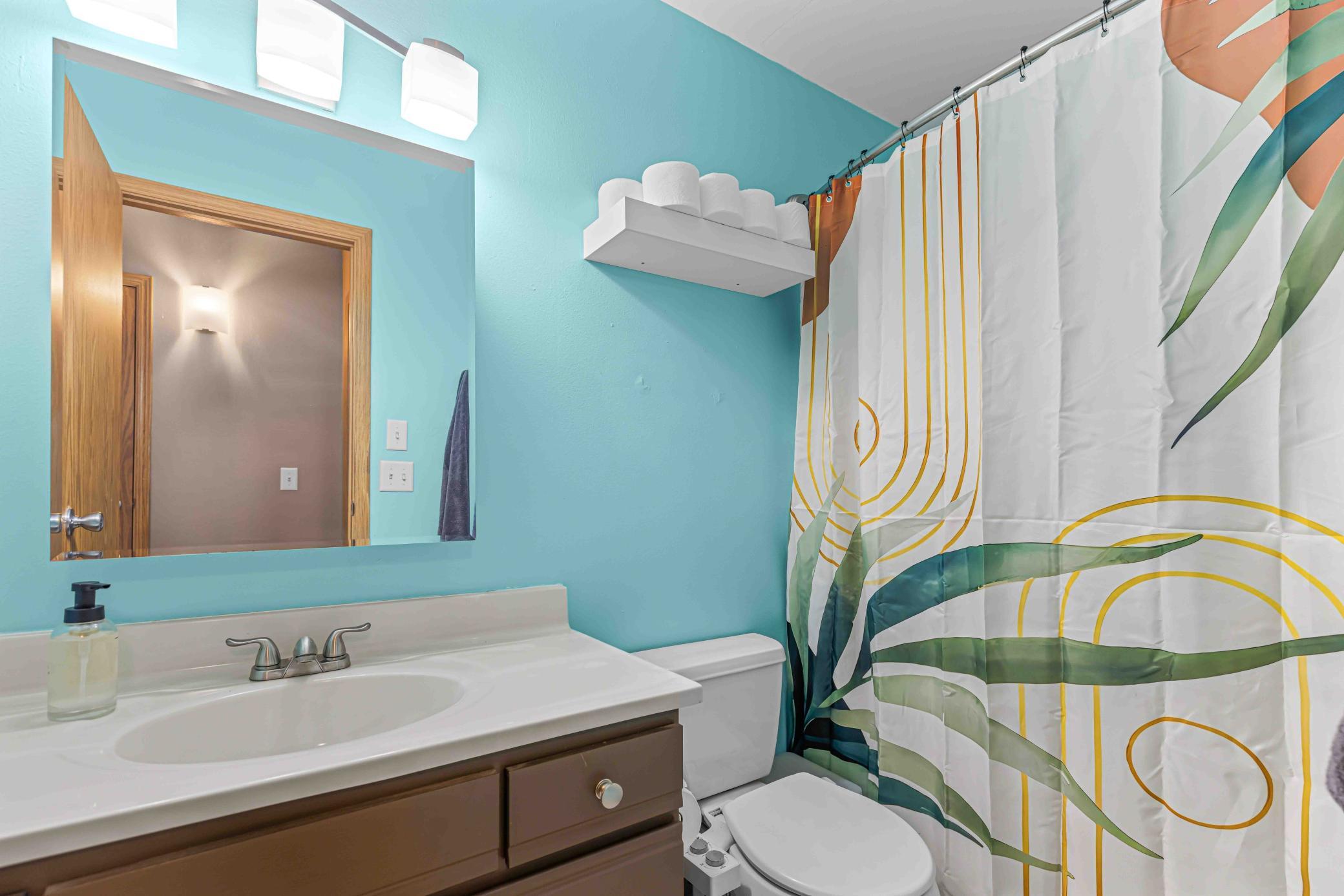 3915 34th St SW-32.jpg
