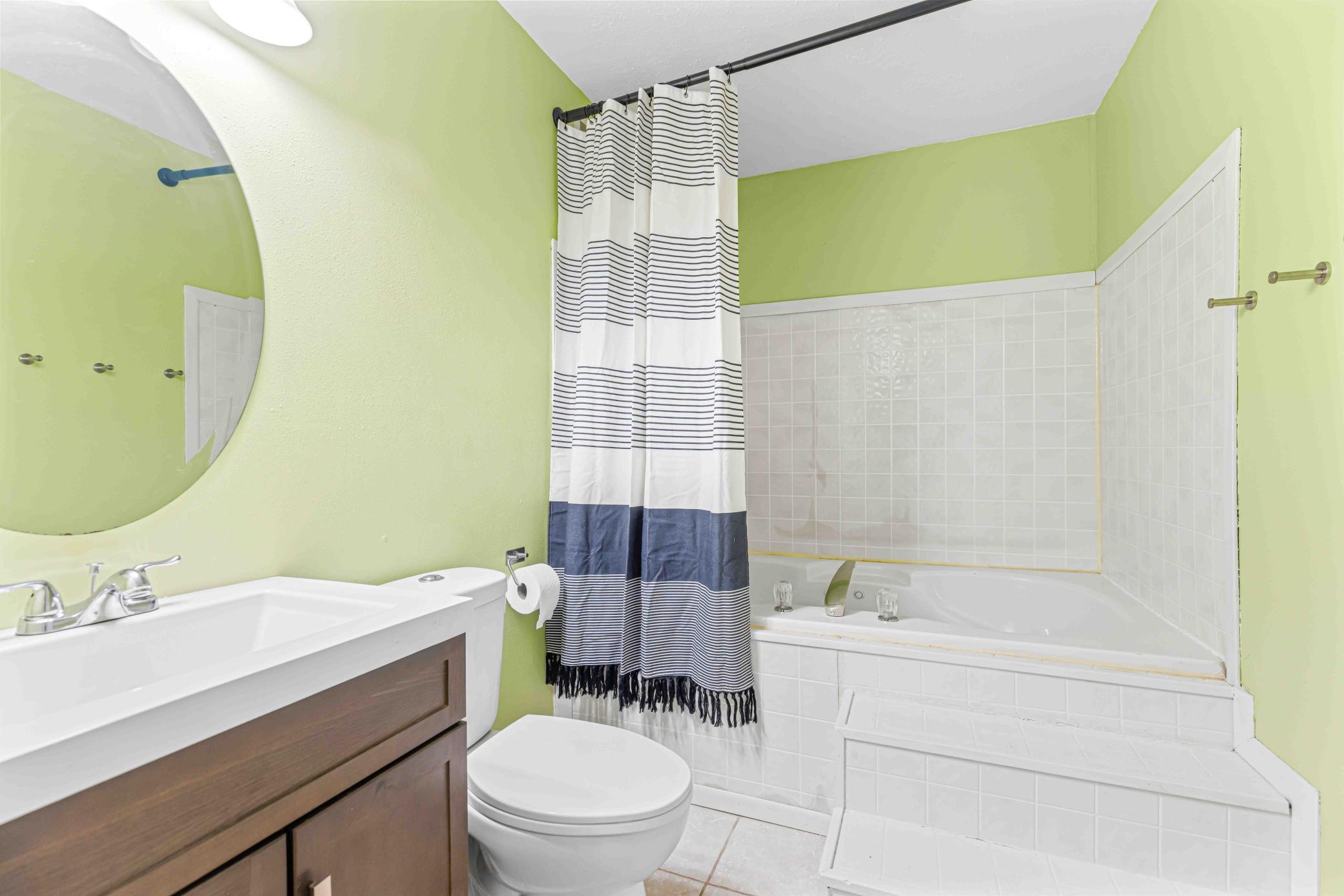 3915 34th St SW-37.jpg