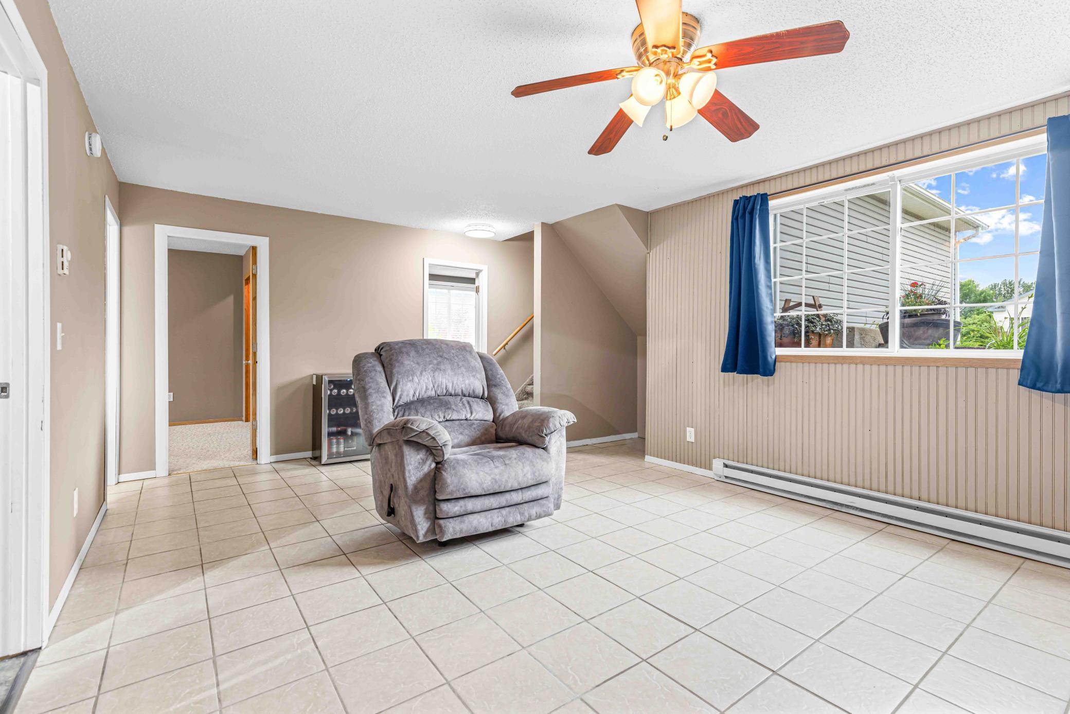 3915 34th St SW-36.jpg