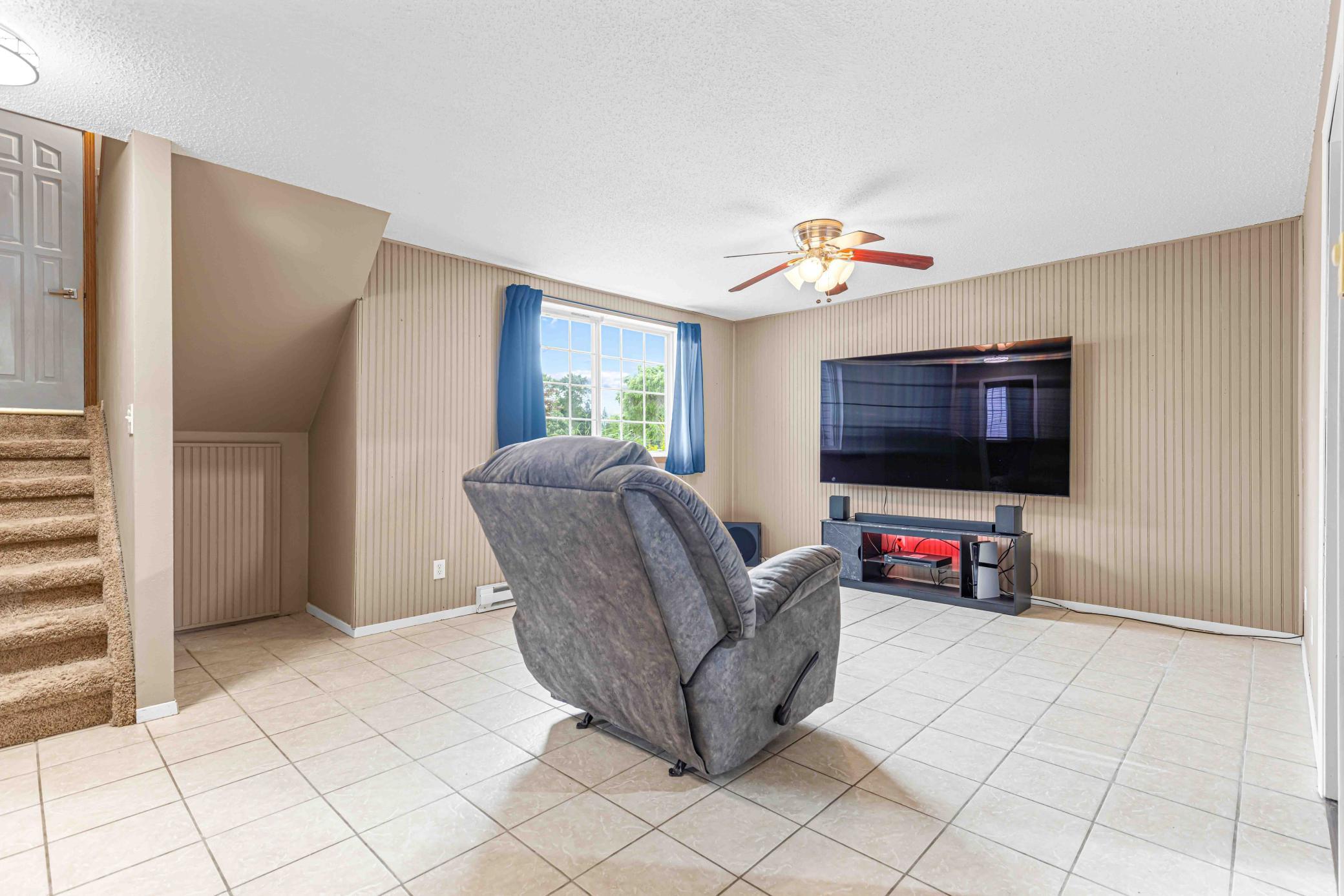 3915 34th St SW-33.jpg