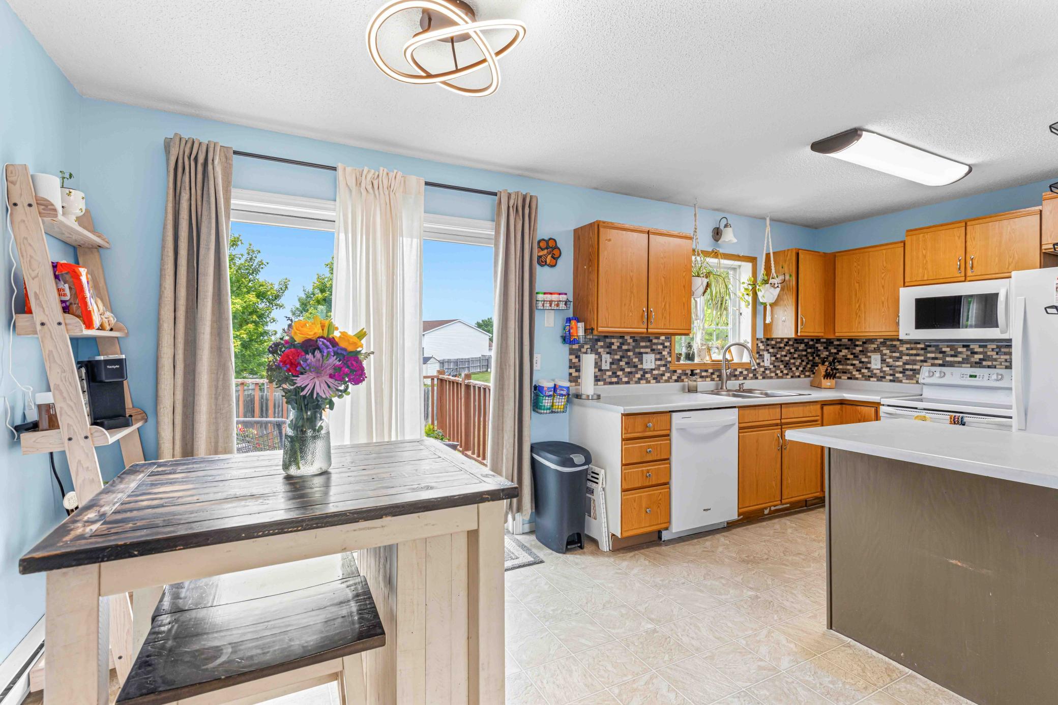 3915 34th St SW-18.jpg