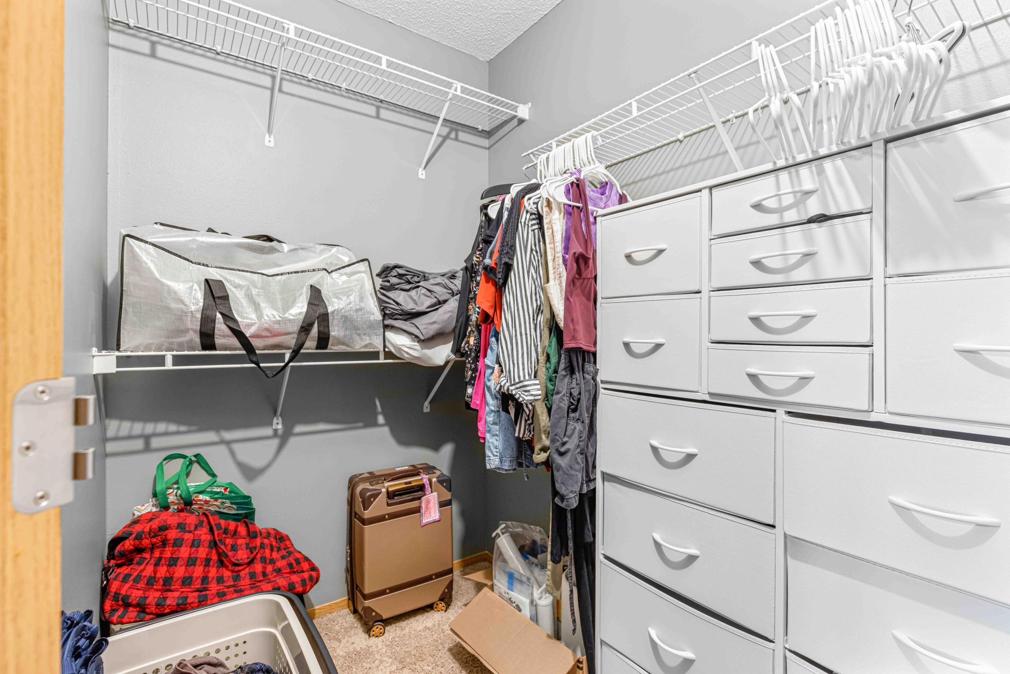 3915 34th St SW-31.jpg
