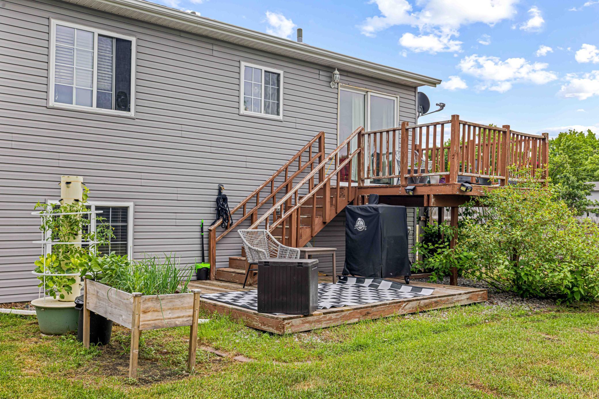 3915 34th St SW-11.jpg