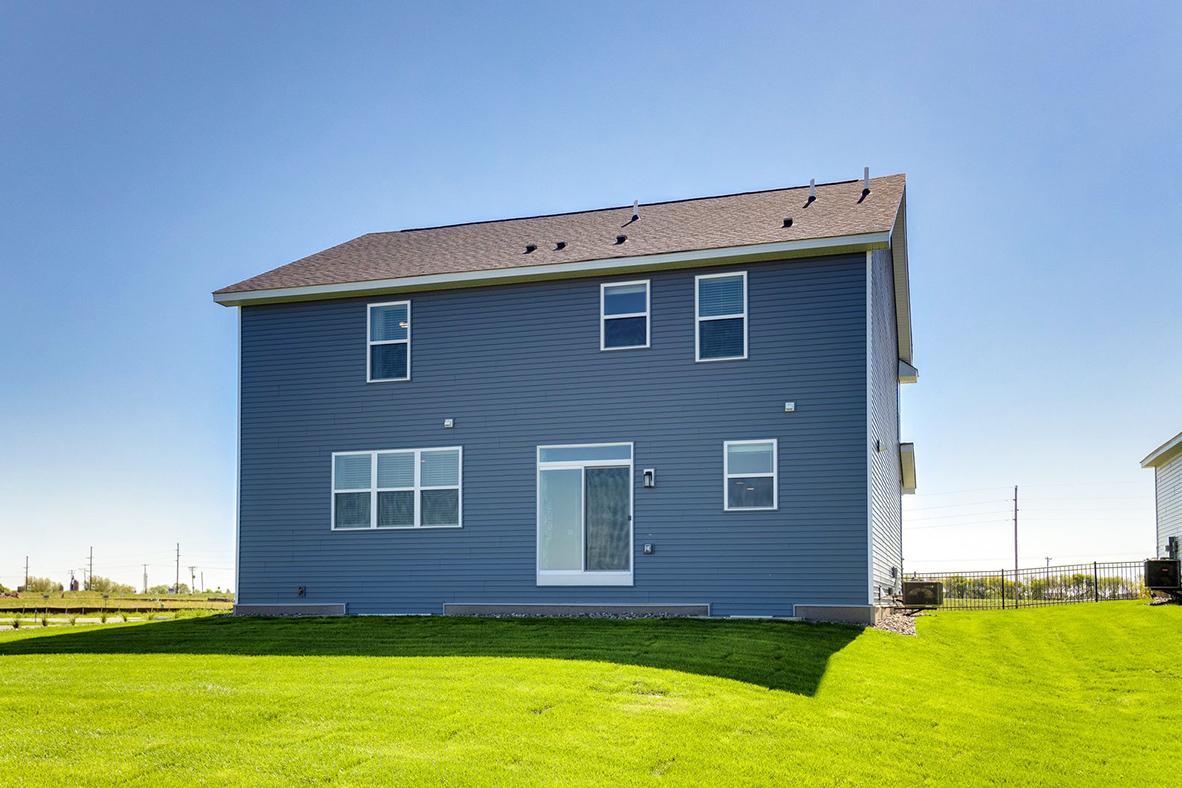 Exterior 2.jpg