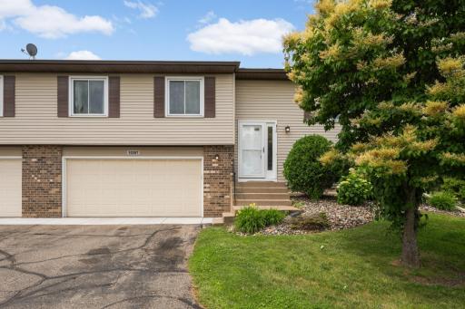 Prime Eden Prairie location with the best of convenience and recreation nearbyâgolf, trails, dining, shopping, and grocery stores are all just minutes away.