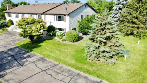 10397 Juniper Lane, Eden Prairie, MN 55347