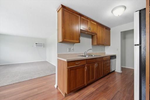 Minneapolis, MN 55410
