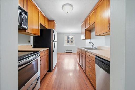 Minneapolis, MN 55410