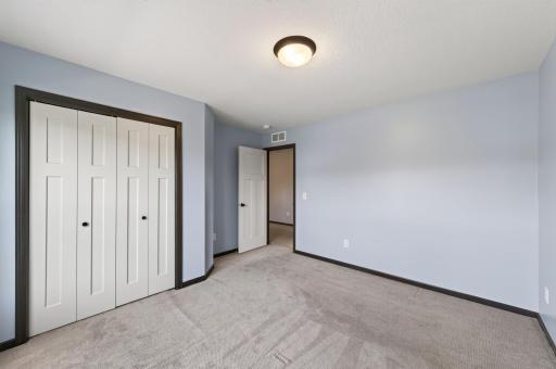 13959 Ashford Path, Rosemount, MN 55068