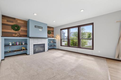 13959 Ashford Path, Rosemount, MN 55068