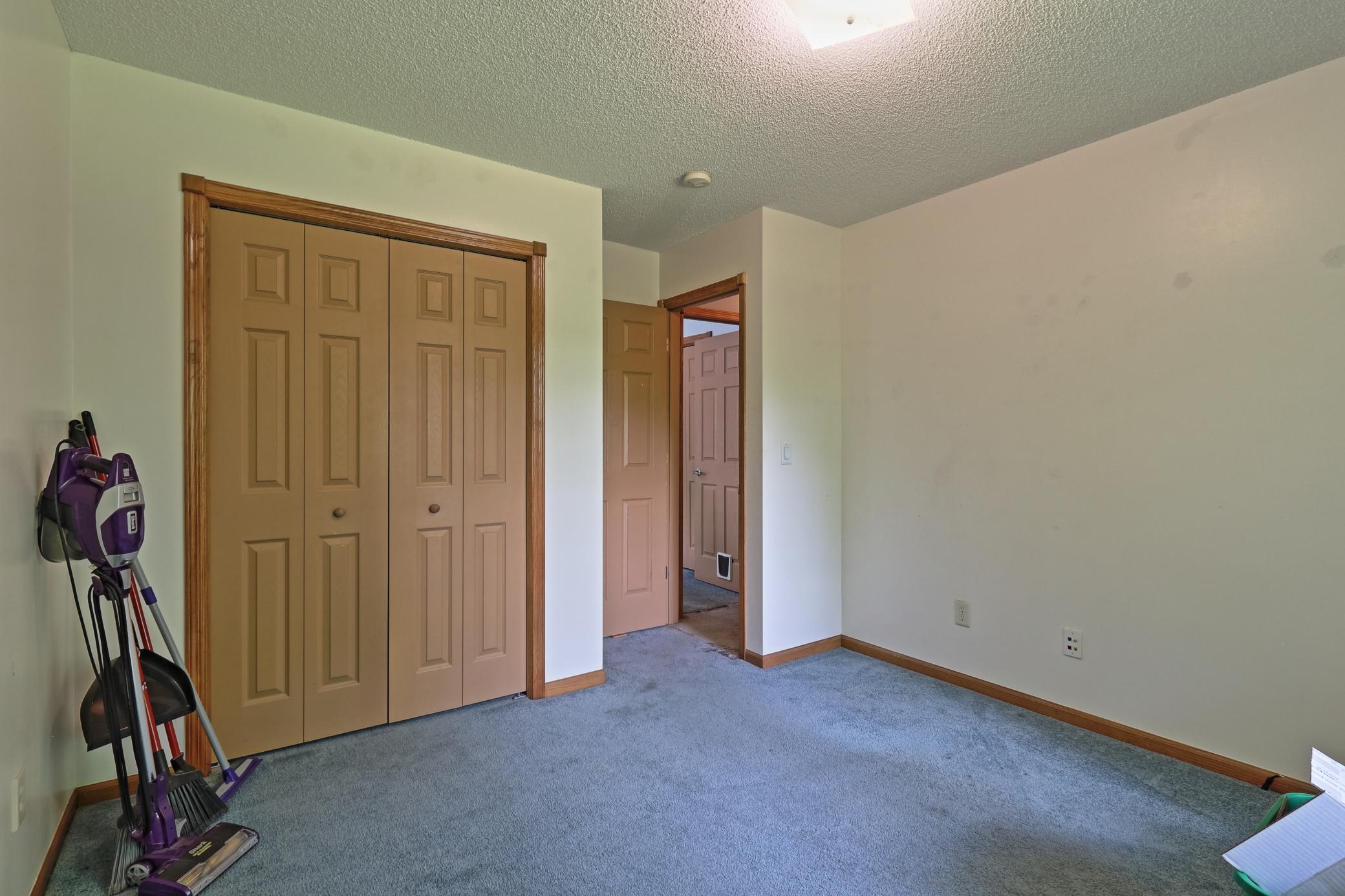 13 bed2.JPG