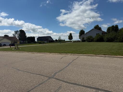 301 Hilton Drive, Saint Clair, MN 56080