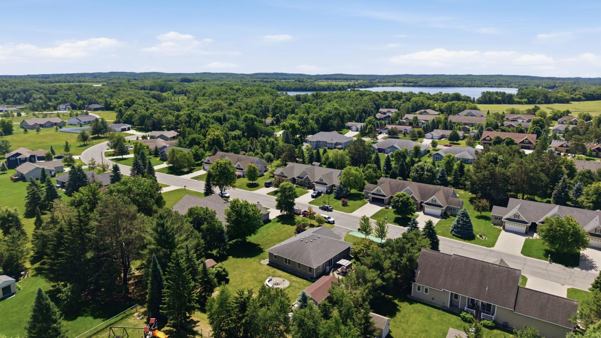 Lake Forest Neighborhood