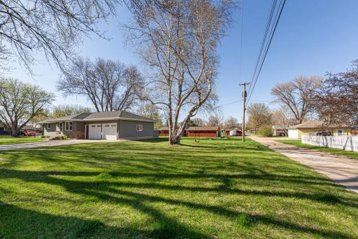 818 Lincoln Avenue, Gaylord, MN 55334