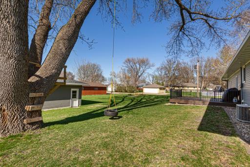 818 Lincoln Avenue, Gaylord, MN 55334