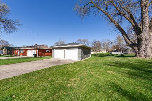 818 Lincoln Avenue, Gaylord, MN 55334