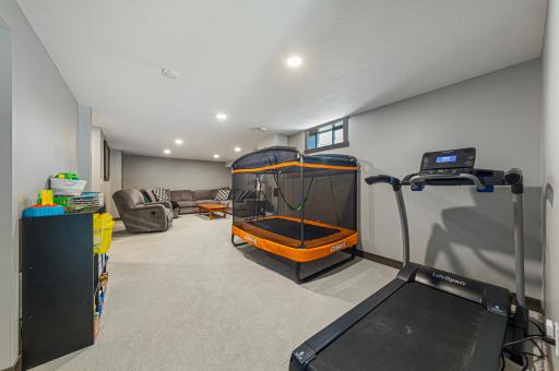 818 Lincoln Avenue, Gaylord, MN 55334