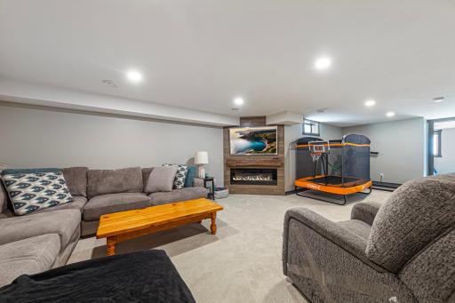818 Lincoln Avenue, Gaylord, MN 55334
