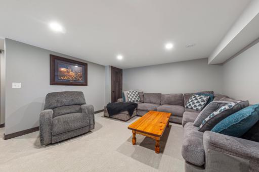 818 Lincoln Avenue, Gaylord, MN 55334