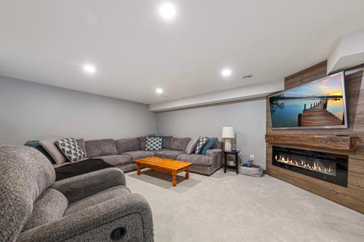 818 Lincoln Avenue, Gaylord, MN 55334
