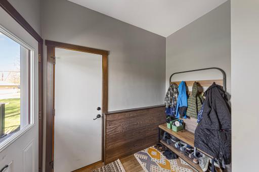 818 Lincoln Avenue, Gaylord, MN 55334