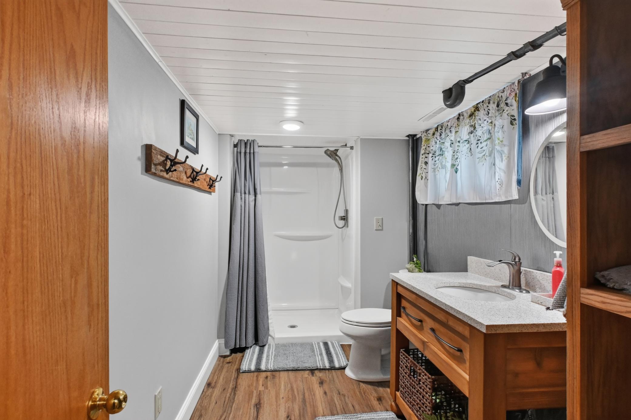 Basement-3/4 bath