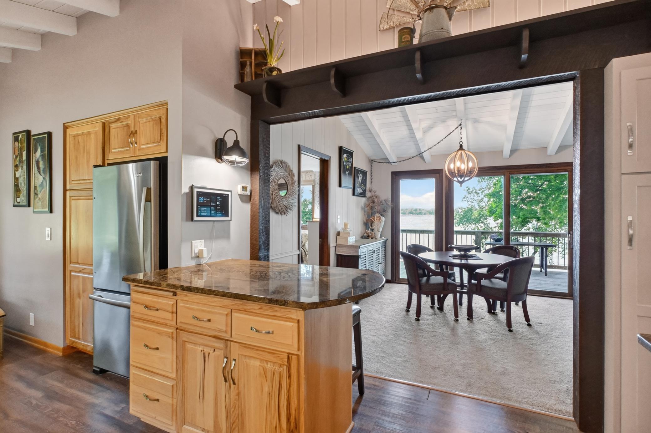 Kitchen/dining