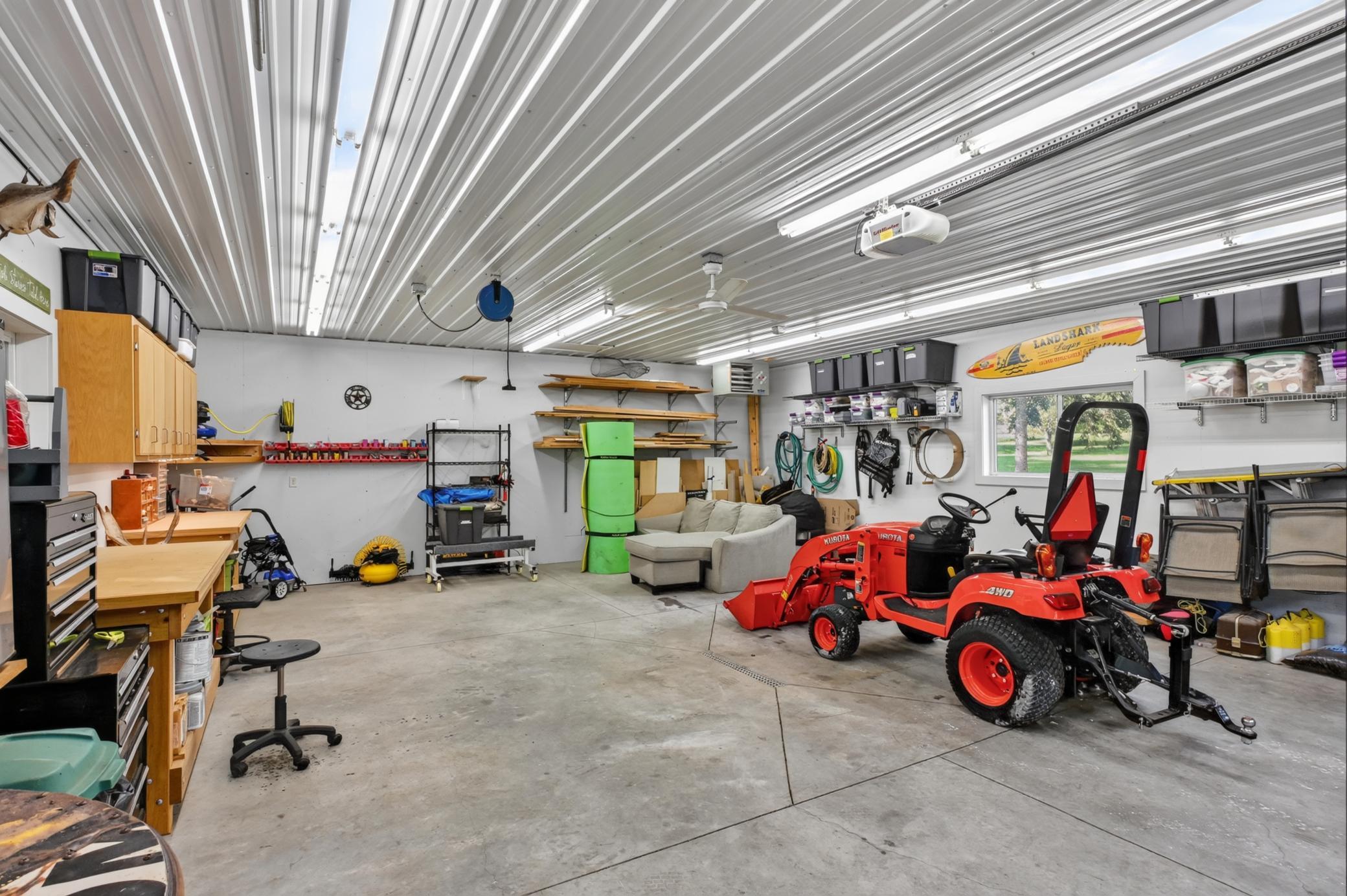 31x25 heated and insulated garage