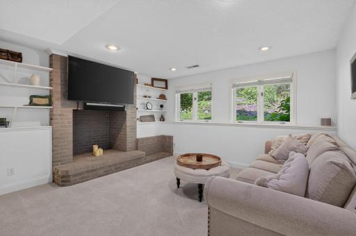6440 Oriole Avenue, Chanhassen, MN 55331