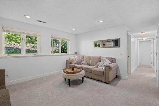 6440 Oriole Avenue, Chanhassen, MN 55331