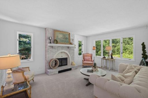 6440 Oriole Avenue, Chanhassen, MN 55331